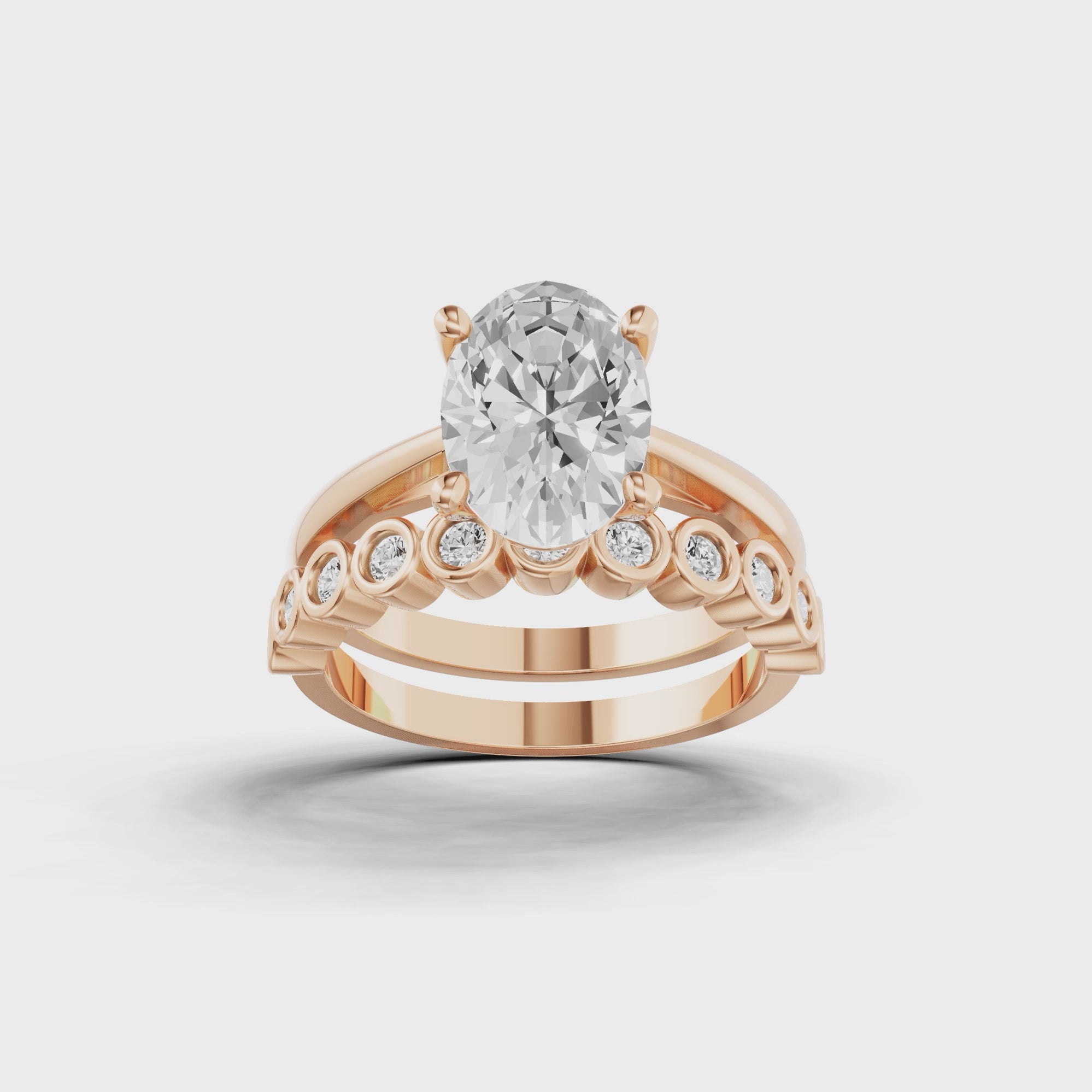 Oval Diamond Bridal Ring Set